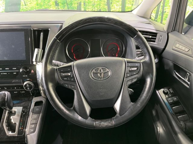 �y�����v�����X�e�A�����O�z�㎿�Ȋv���g�p���邱�ƂŁA��ɂ����������݂ƂĂ��^�]���₷���n���h���ł���