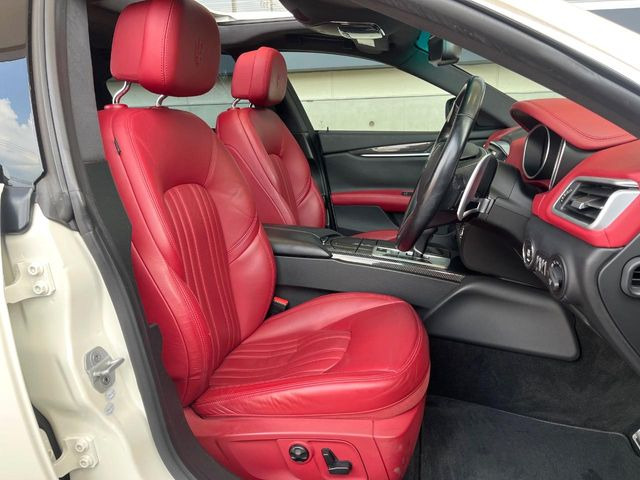 ���V�[�g�̎g�p��:�j��E�ւ�������Ȃ��A�����̒ʂ肫�ꂢ�ȏ�Ԃ��ێ����Ă���܂��B�܂��A�����N���[�j���O�E�R�[�e�B���O�����p�����������܂��B