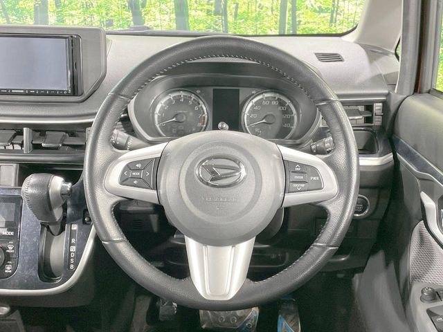 �y�����v�����X�e�A�����O�z�㎿�Ȋv���g�p���邱�ƂŁA��ɂ����������݂ƂĂ��^�]���₷���n���h���ł���