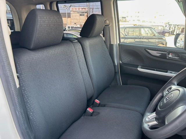 �^�]�Ȃ܂��ɂ͏\���ȃX�y�[�X������A�啿�ȕ��ł��������^�]���Ă�����������ł��B