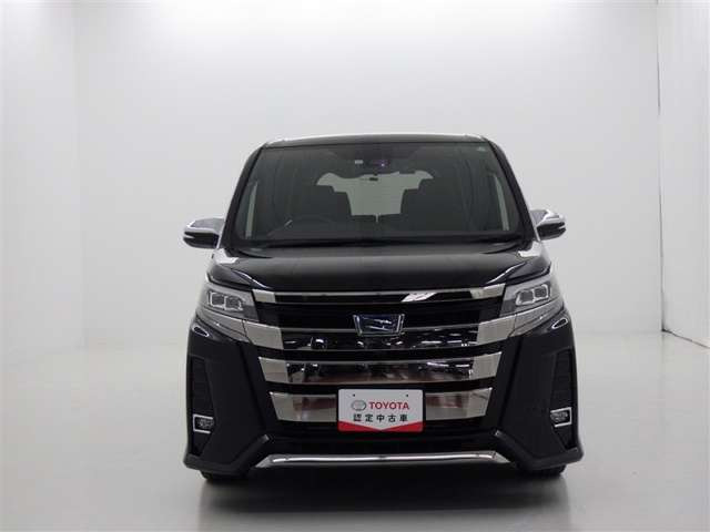 ノア1.8 ハイブリッド Si W×B II