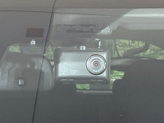 �y�h���C�u���R�[�_�[�z�h���C�u���R�[�_�[����!���s���͂������A������^�]�⎖�̂ɑ��������ہA�f���ŋL�^���A����̃��X�N�ɔ����܂��B���L�^�pSD�J�[�h�͂��q�l�����g�ł��������������K�v������܂��B