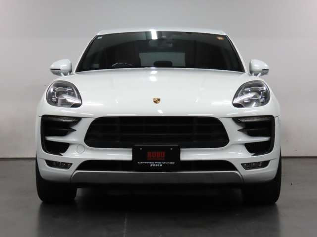 マカンGTS PDK 4WD