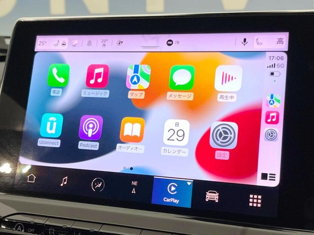 ��Apple Car Play:�X�}�z�Ƃ̗L���ڑ��ŁA�i�r�E�I�[�f�B�I�Đ��ȂǃX�}�z�̃A�v���@�\����ʂł��g����֗��@�\�ł�!