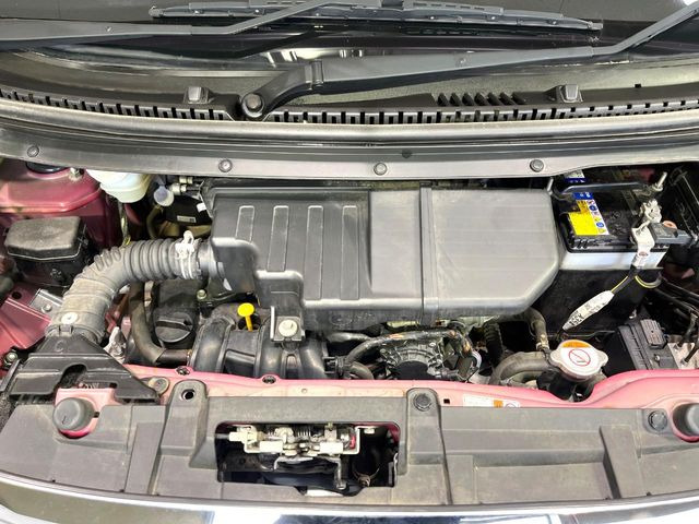 親切・丁寧な専門メカニックスタッフが応対!・車検・点検整備・事故等の修理などアフターサービスも安心。お車のカスタマイズもネクステージのサービススタッフまでご相談ください!