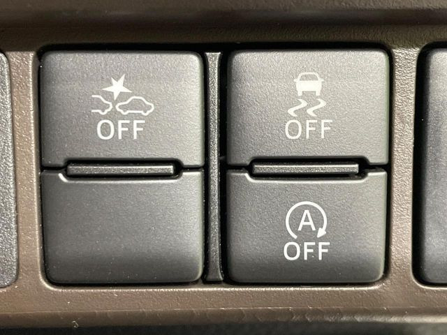 �y�g���^�Z�[�t�e�B�Z���X�z���s���ɑO���̎ԗ�����F�����A�Փ˂������Ȏ��͌x��ƃu���[�L�ŏՓˉ���Ɣ�Q�y�����A�V�X�g�B�����S�Ƀh���C�u�����y���݂��������܂��B