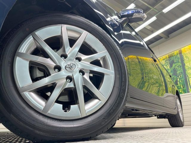 �y����16�C���`�A���~�z�C�[���z�O�ςɃ}�b�`���������A���~�z�C�[���𑕒����Ă���܂��B�e��ЊO�A���~�z�C�[����A�X�^�b�h���X�^�C�����戵�����Ă���܂��B���񂲑��k����������