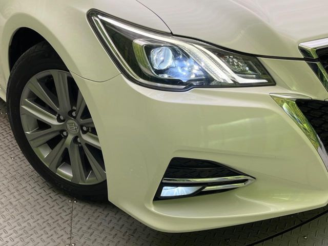 �yLED�w�b�h���C�g�z���V����ԑ��s�����ǍD�Ȏ��E���m�ۂ����S���ĉ^�]�ł��鍂�P�xLED�w�b�h���C�g�𑕔�!�_�����x�������A����d�͂��}�����Ă��܂��B