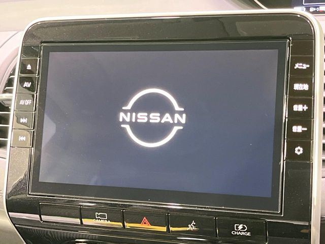 �y�����i�r�z�l�C�̏����i�r�𑕔����Ă���܂��B�i�r�̎g���₷���͂������A�I�[�f�B�I�@�\���[��!�L�����v�◷�s�͂������A�ʋ΂┃�����ȂǕ��i�̃h���C�u���y�����Ȃ�͂���