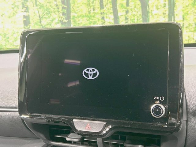 �y8�C���` �f�B�X�v���C�I�[�f�B�I�z���ʂ̃f�B�X�v���C��AppleCarPlay��AndroidAuto�����p�\�B�傫�ȉ�ʂŃX�}�z�i�r�A�v���������p���������܂���