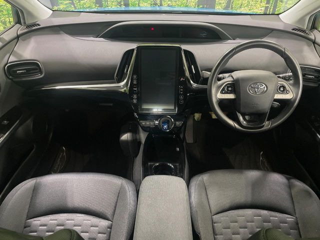 プリウスPHV1.8 A