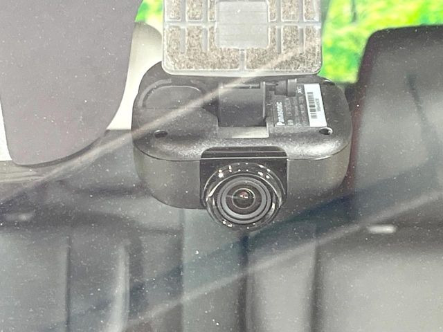 �y�h���C�u���R�[�_�[�z�h���C�u���R�[�_�[����!���s���͂������A������^�]�⎖�̂ɑ��������ہA�f���ŋL�^���A����̃��X�N�ɔ����܂��B���L�^�pSD�J�[�h�͂��q�l�����g�ł��������������K�v������܂��B