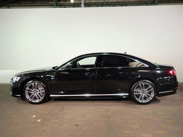 A855 TFSI クワトロ 4WD