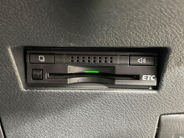 【ETC】高速道路の料金所をストレスなく通過!話題のスポットやサービスエリアに多い「スマートIC」利用時は必須のアイテムです。当店でセットアップを実施、ご納車当日からすぐにご利用いただけます!