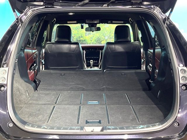 �y�����v�����X�e�A�����O�z�㎿�Ȋv���g�p���邱�ƂŁA��ɂ����������݂ƂĂ��^�]���₷���n���h���ł���