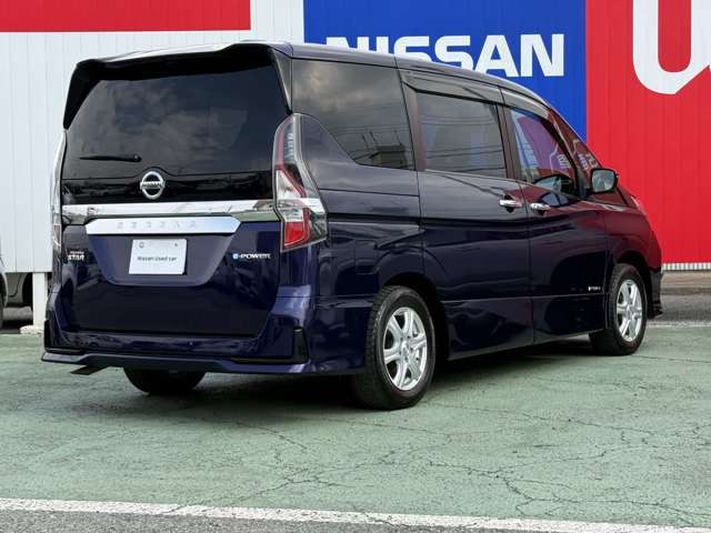 セレナ1.2 e-POWER ハイウェイスターV