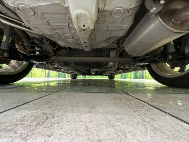 下回りがきれいなうちに、防錆加工の施工がオススメ。降雪地域はもちろん、沿岸部にお住いの方や、趣味でマリン・ウィンタースポーツをされる方にご好評いただいております。