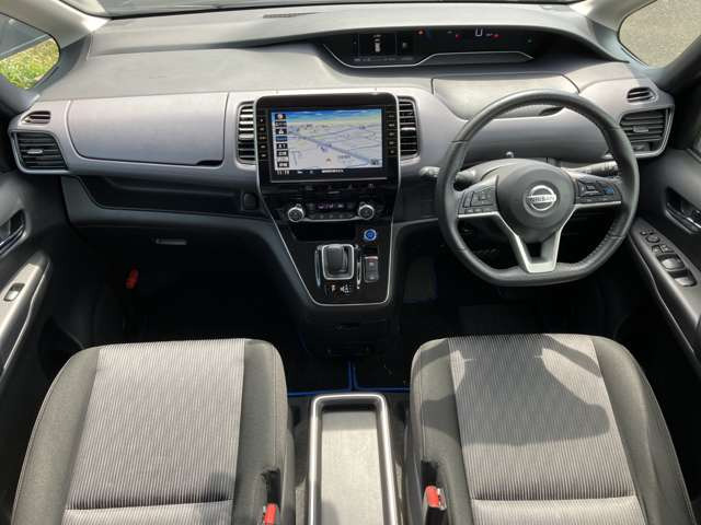 セレナ1.2 e-POWER ハイウェイスターV