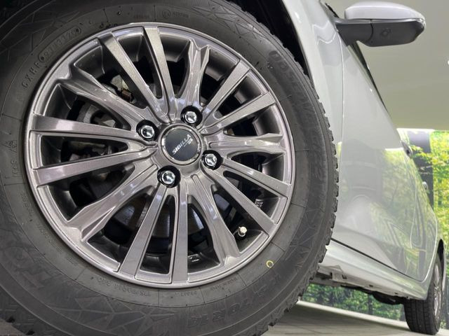 �y14�C���`�A���~�z�C�[���z�O�ςɃ}�b�`�����A���~�z�C�[���𑕒����Ă���܂��B�e��A���~�z�C�[����A�X�^�b�h���X�^�C�����戵�����Ă���܂��B���񂲑��k����������