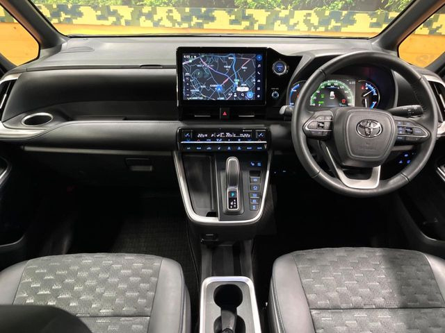 ヴォクシー1.8 ハイブリッド S-Z