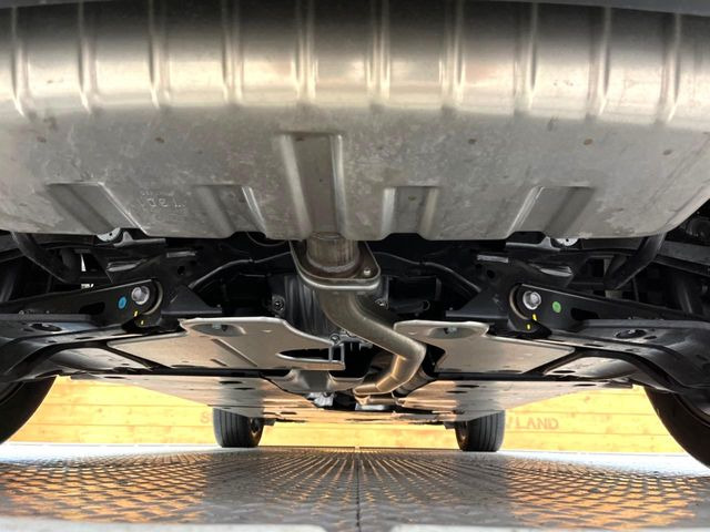 ����肪���ꂢ�Ȃ����ɁA�h�K���H�̎{�H���I�X�X���B�~��n��͂������A���ݕ��ɂ��Z���̕���A��Ń}�����E�E�B���^�[�X�|�[�c���������ɂ��D�]���������Ă���܂��B