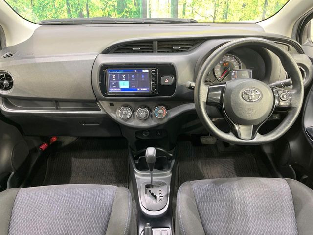 ヴィッツ1.3 F LEDエディション