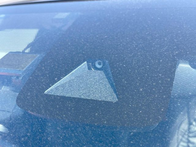 �y�g���^�Z�[�t�e�B�Z���X�z���s���ɑO���̎ԗ�����F�����A�Փ˂������Ȏ��͌x��ƃu���[�L�ŏՓˉ���Ɣ�Q�y�����A�V�X�g�B�����S�Ƀh���C�u�����y���݂��������܂��B