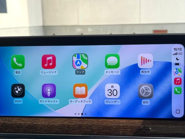 ��Apple Car Play:�X�}�z�Ƃ̗L���ڑ��ŁA�i�r�E�I�[�f�B�I�Đ��ȂǃX�}�z�̃A�v���@�\����ʂł��g����֗��@�\�ł�!