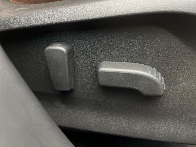 �y�p���[�V�[�g�z�X�C�b�`��ŊȒP�ɃV�[�g�̔��������\!�d��������͂�����܂���!���K�ȃV�[�g�|�W�V�����ɃZ�b�g���āA���K�ȃh���C�u�����y���݂��������B