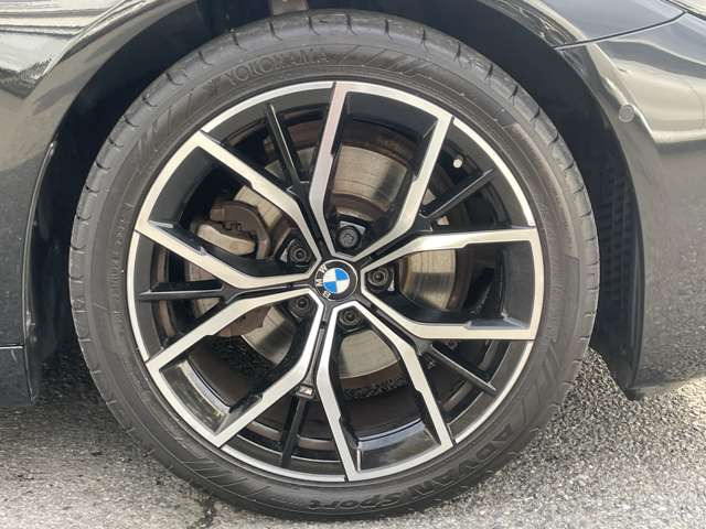 5シリーズセダン523d xドライブ Mスポーツ 4WD