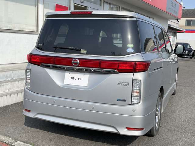 エルグランド3.5 350ハイウェイスター ブラックレザー