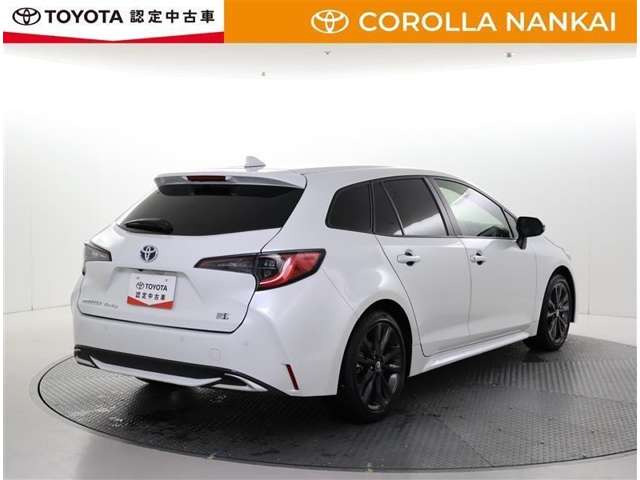 カローラツーリング1.8 ハイブリッド W×B