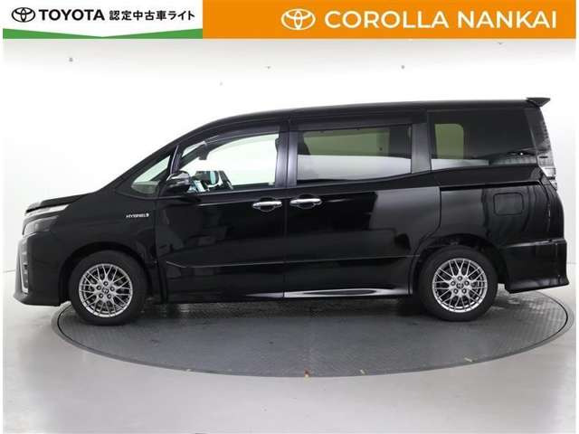 ヴォクシー1.8 ハイブリッド ZS 煌II