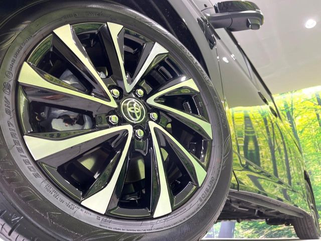 �y����17�C���`�A���~�z�C�[���z�O�ςɃ}�b�`���������A���~�z�C�[���𑕒����Ă���܂��B�e��ЊO�A���~�z�C�[����A�X�^�b�h���X�^�C�����戵�����Ă���܂��B���񂲑��k����������