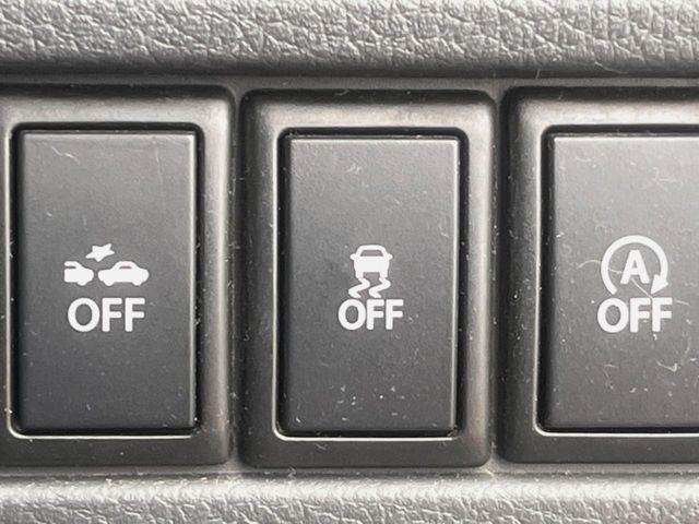 �y�X�Y�L �Z�[�t�e�B�T�|�[�g�z���s���ɑO���̎ԗ�����F�����A�Փ˂������Ȏ��͌x��ƃu���[�L�ŏՓˉ���Ɣ�Q�y�����A�V�X�g�B�����S�Ƀh���C�u�����y���݂��������܂��B