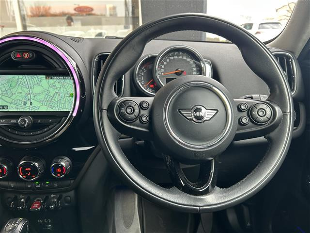 ミニクロスオーバークーパー D