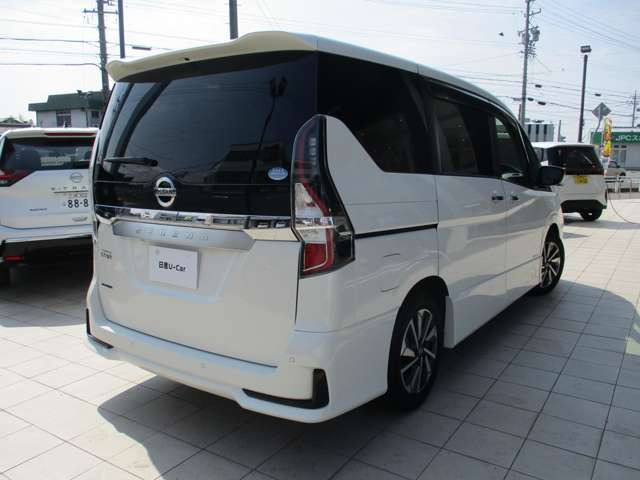 セレナ2.0 ハイウェイスターV