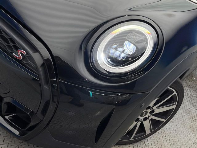 ��LED�w�b�h���C�g:��ԑ��s�����ǍD�Ȏ��E���m�ۂ����S���ĉ^�]�ł��鍂�P�xLED�w�b�h���C�g�𑕔�!�_�����x�������A����d�͂��}�����Ă��܂��B