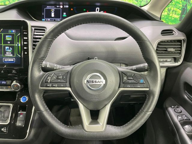 �y�����v�����X�e�A�����O�z�㎿�Ȋv���g�p���邱�ƂŁA��ɂ����������݂ƂĂ��^�]���₷���n���h���ł���