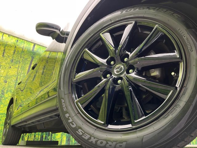 �y����19�C���`�A���~�z�C�[���z�O�ςɃ}�b�`���������A���~�z�C�[���𑕒����Ă���܂��B�e��ЊO�A���~�z�C�[����A�X�^�b�h���X�^�C�����戵�����Ă���܂��B���񂲑��k����������