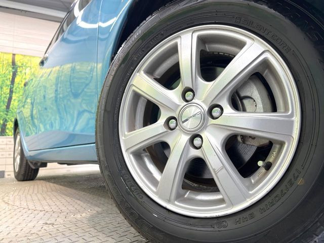 【アルミホイール】外観にマッチしたアルミホイールを装着しております。各種アルミホイールや、スタッドレスタイヤも取扱いしております。是非ご相談ください♪