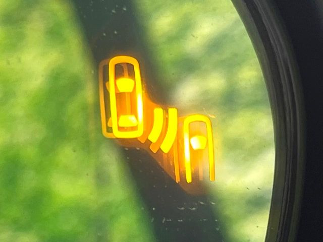 �y�u���C���h�X�|�b�g���j�^�[�z���s���A�h�A�~���[�̎��p�ɂȂ�₷���ӏ��Ɍ㑱�Ԃ��ڋ߂���ƃT�C�h�~���[�̃����Y�Ɍx����\��!�h���C�o�[�ɒ��ӊ��N�����Ă���܂��B