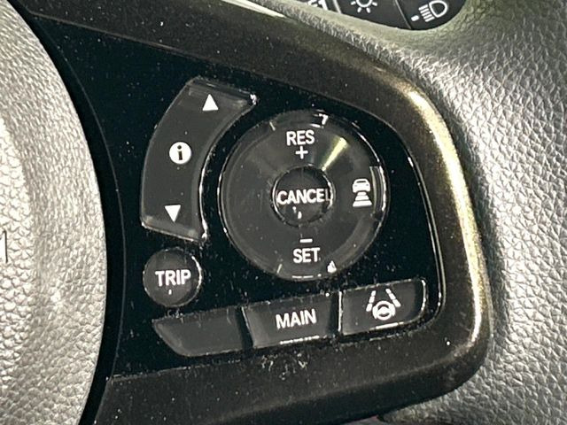 �y�A�_�v�e�B�u�N���[�Y�R���g���[���z�������H�ł̒��������s���y��!!�����ő��x��ۂN���[�Y�R���g���[�����A�Փˌy���V�X�e���ƘA�g���A�O���̎ԗ������m���ĎԊԂ�ۂ悤�ɑ��x���߂��Ă���܂�!!