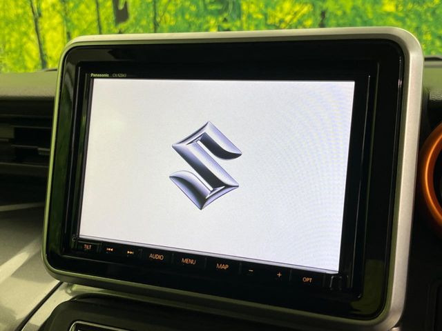 �y�����i�r�z�l�C�̏����i�r�𑕔����Ă���܂��B�i�r�̎g���₷���͂������A�I�[�f�B�I�@�\���[��!�L�����v�◷�s�͂������A�ʋ΂┃�����ȂǕ��i�̃h���C�u���y�����Ȃ�͂���