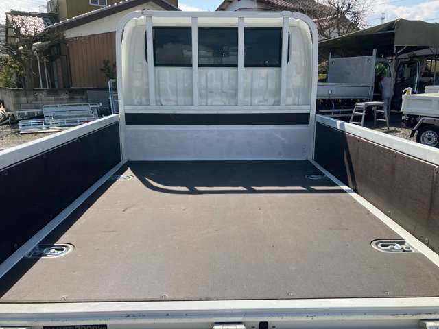 �ב����2090mm&times;1600mm&times;380mm!�O���d��ς݂łƂĂ��L���C�ł�!�[�q1�x�A���Ԃ����m�F������!