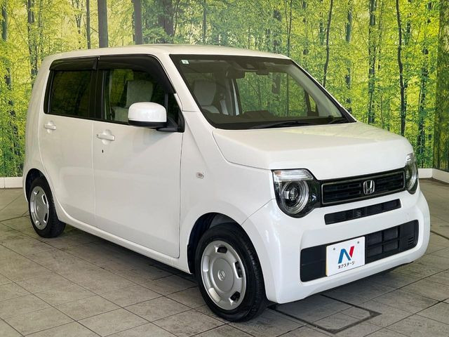 高透明度のガラス皮膜で撥水はもちろん、上質なツヤ・光沢を実現。紫外線や酸性雨から大切な愛車を保護し、色あせ・劣化を防止。「弾スプラッシュコート」、「弾プリミッサコート」からお選びいただけます。