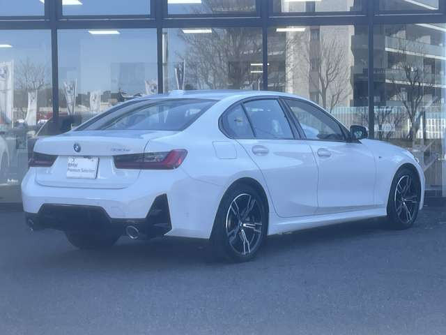 3シリーズセダン330e Mスポーツ