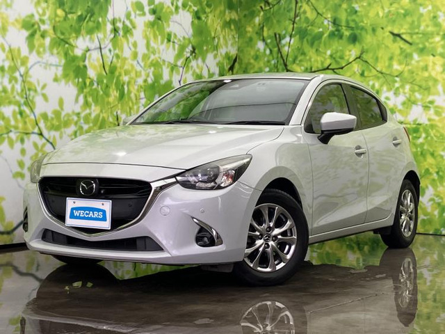 デミオ1.3 13S ノーブル クリムゾン