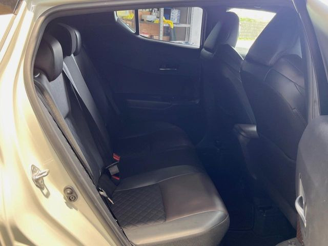 �㕔���Ȃ��C�ɂȂ�悤�ȃL�Y�E�����ւ��蓙�A�傫�ȃ_���[�W�͂Ȃ��A�ǍD�ȏ�Ԃł��B