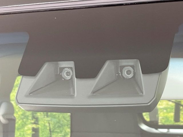 �y�X�}�[�g�A�V�X�g�z���s���ɑO���̎ԗ�����F�����A�Փ˂������Ȏ��͌x��ƃu���[�L�ŏՓˉ���Ɣ�Q�y�����A�V�X�g�B�����S�Ƀh���C�u�����y���݂��������܂��B